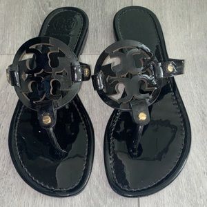 Tory Burch woman’s size 10 black sandals